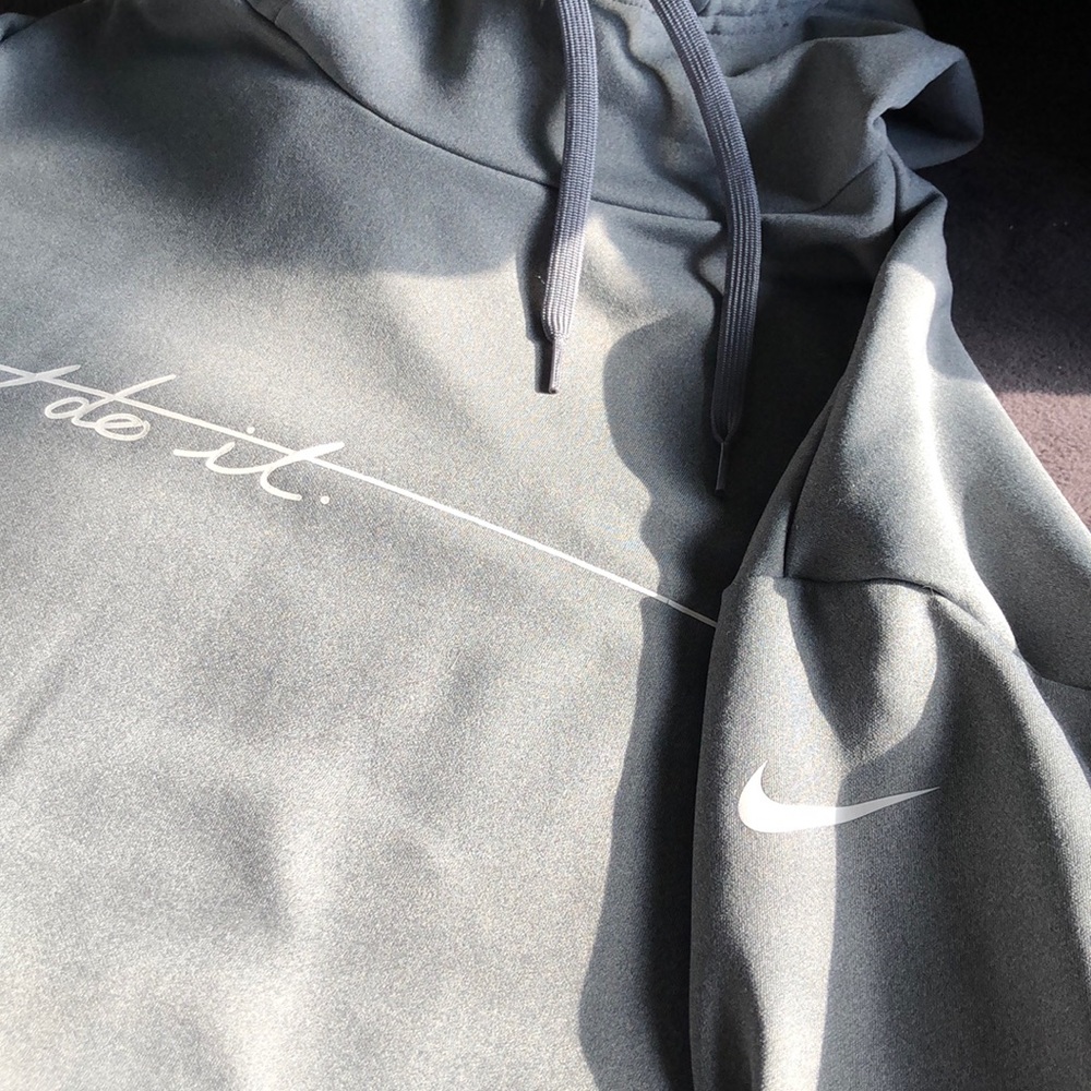 Nike hoodie - Picture 2 of 4
